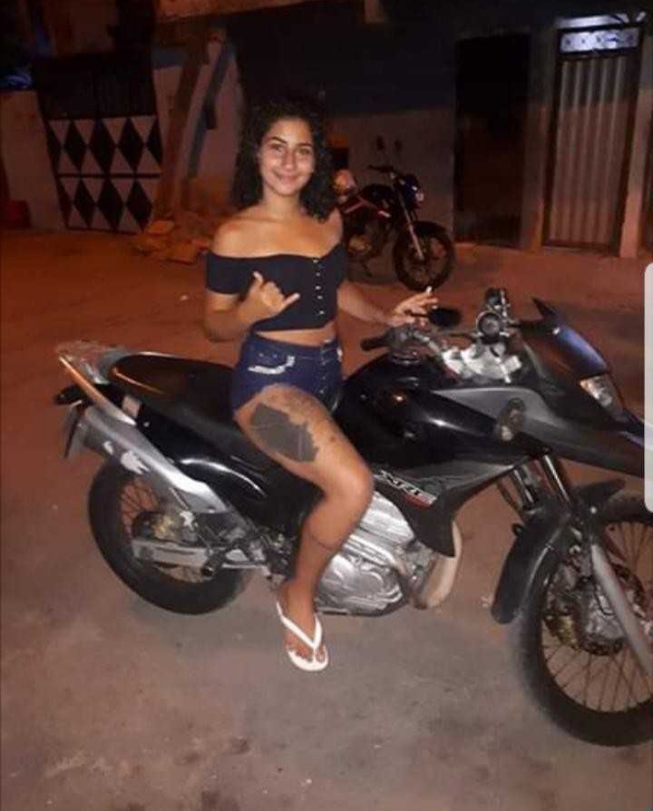 Hot Female Criminal Killed by Police