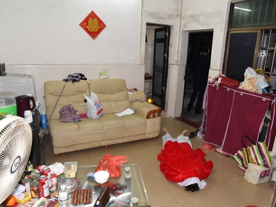 Chinese female found naked on the floor(examined)