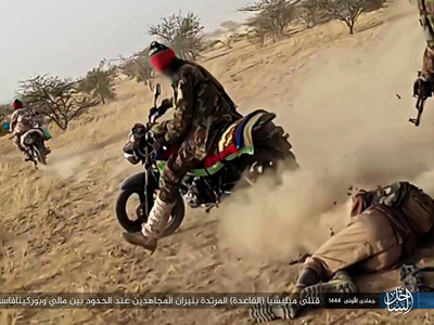 Big Skirmish between Terrorist versus another terrorist ! Coast State 