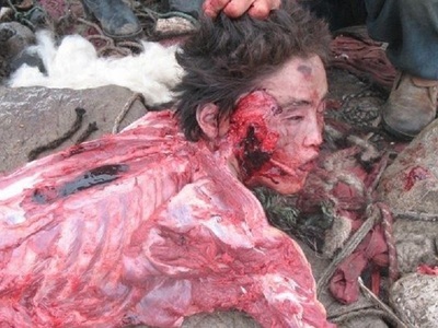 Tibetan Funeral Service Prepares Lunch For Vultures