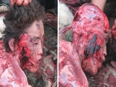 Tibetan Funeral Service Prepares Lunch for Vultures