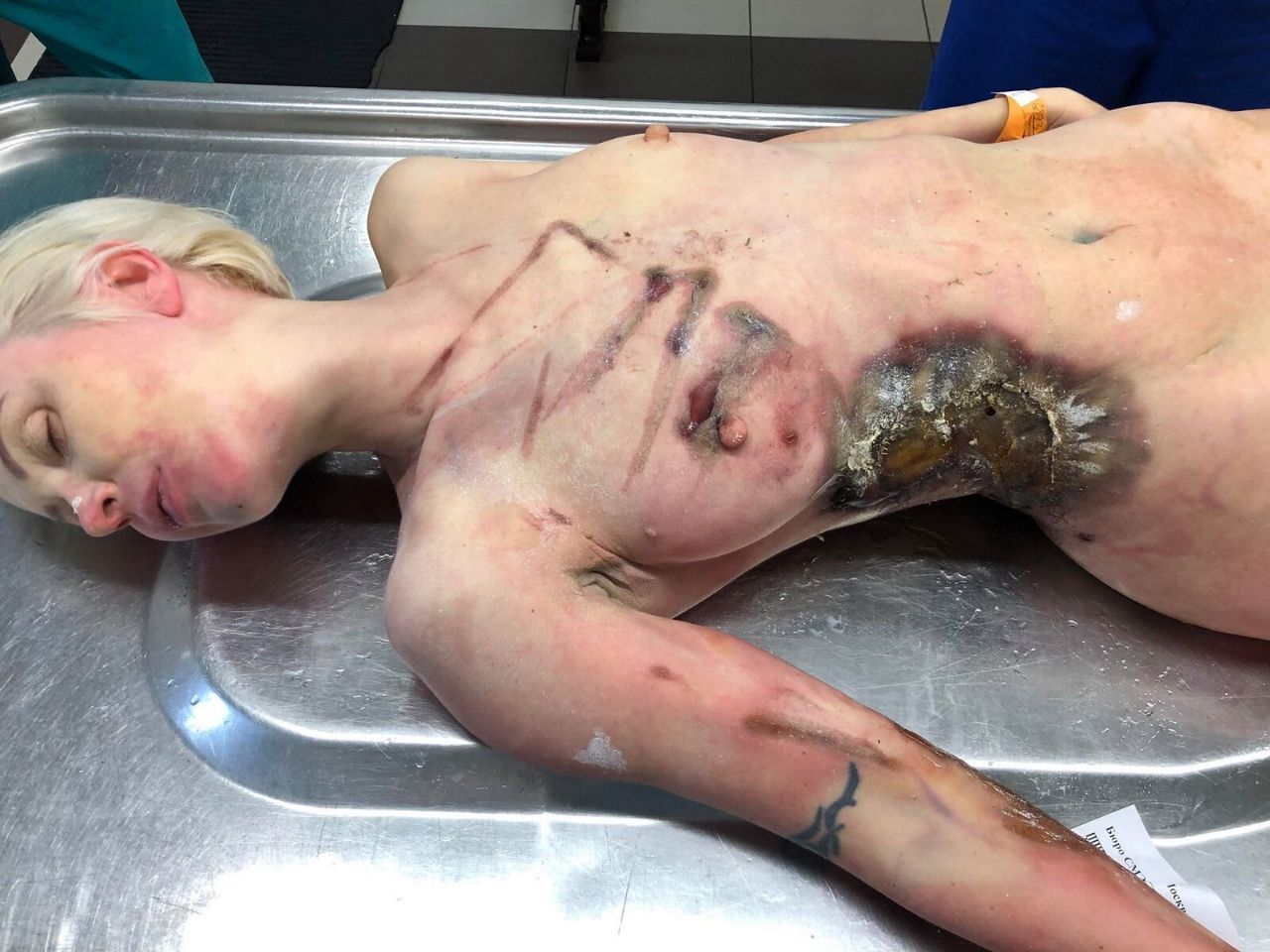 NEW....Sexy Dead Women Pic Drop Compilation