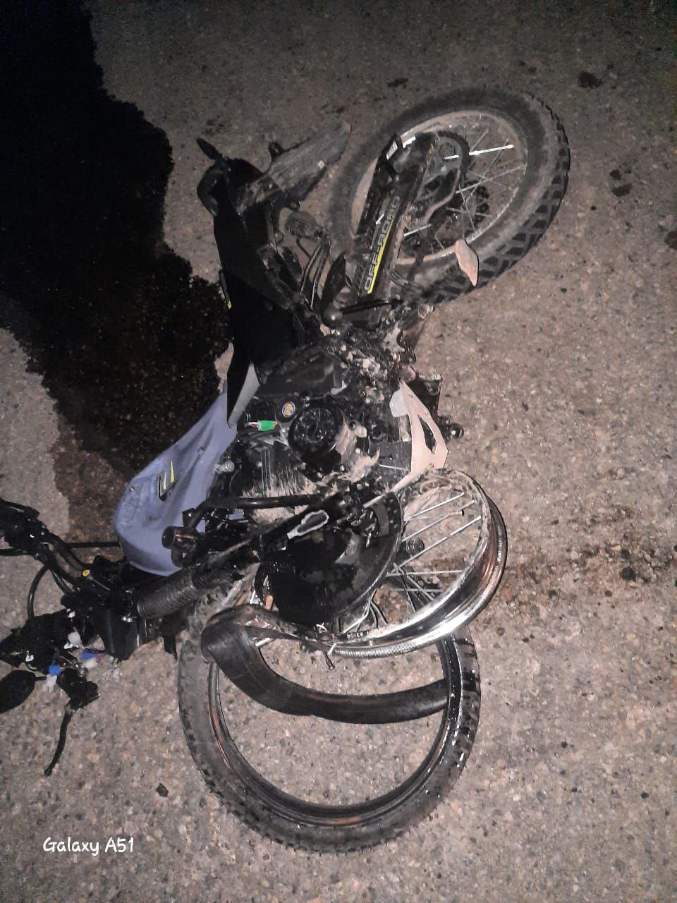 2 People Riding Motorcycle Die On Road