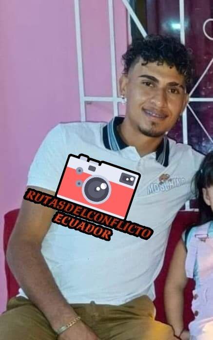 Dude Crashes, Crashes Into Hydrant And He Dies