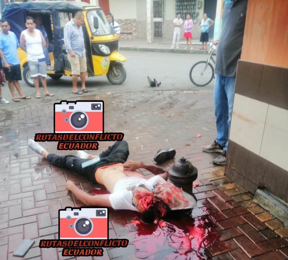 Dude Crashes, Crashes Into Hydrant And He Dies