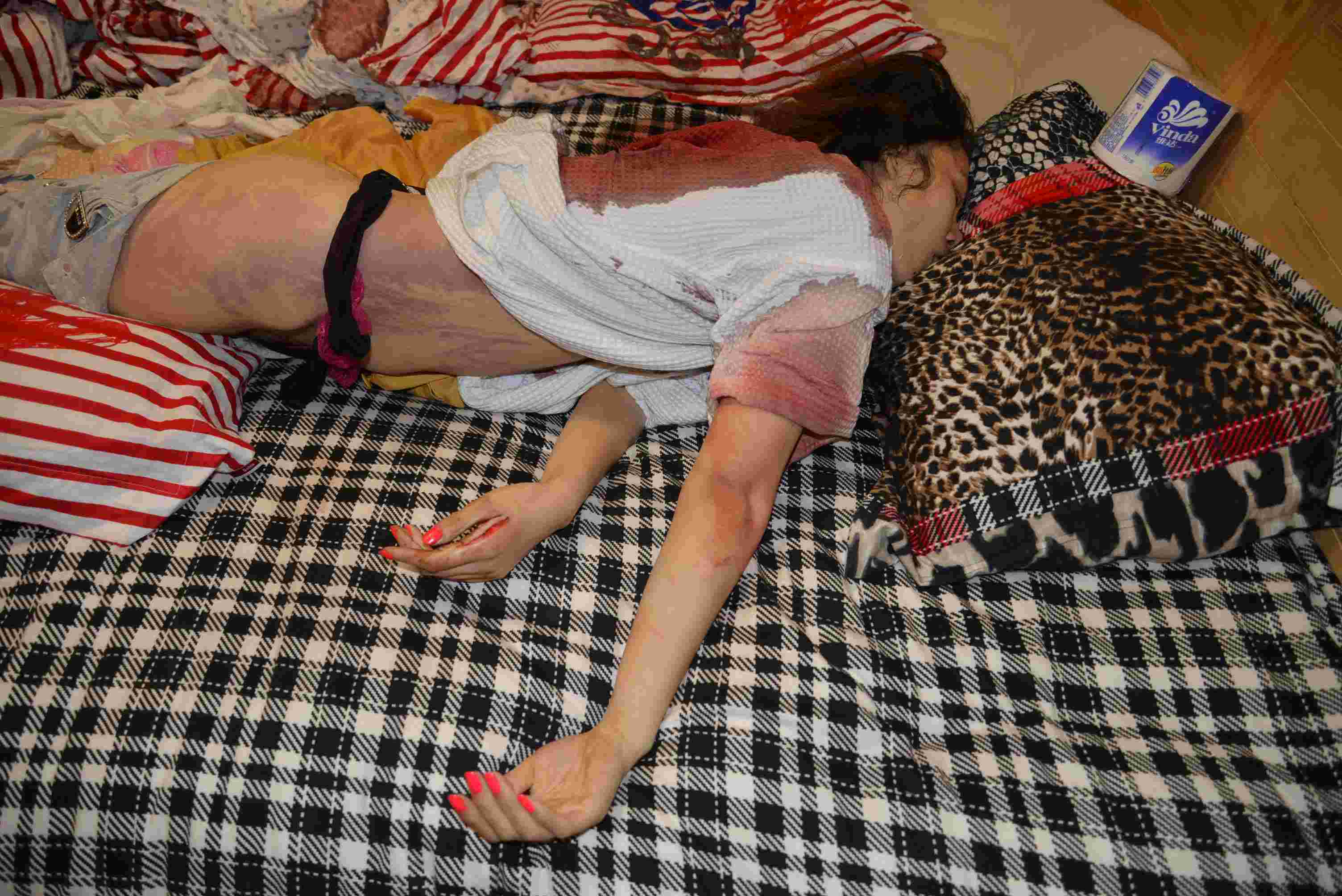 Stabbed Chinese Woman...BRUTAL!!