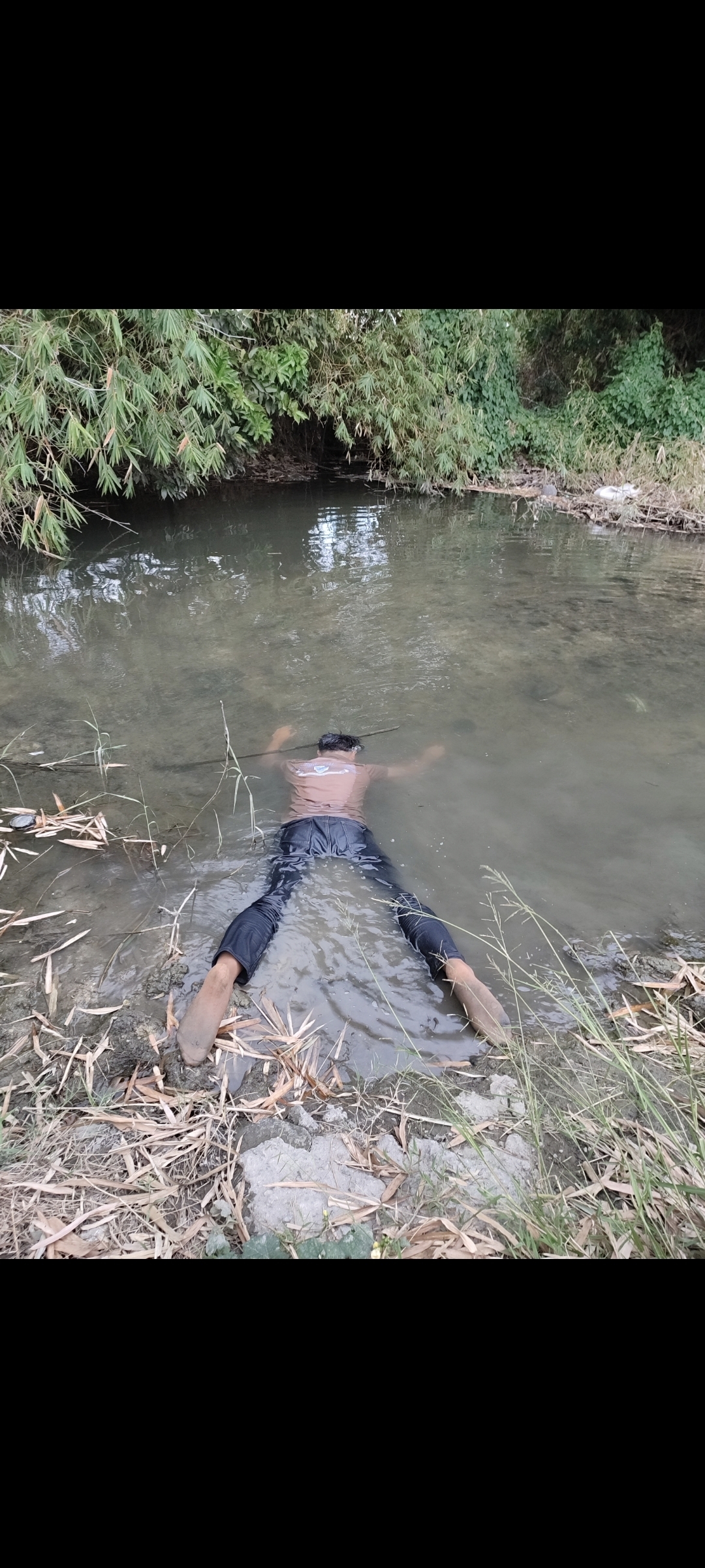 suicide by jumping into deep waterways