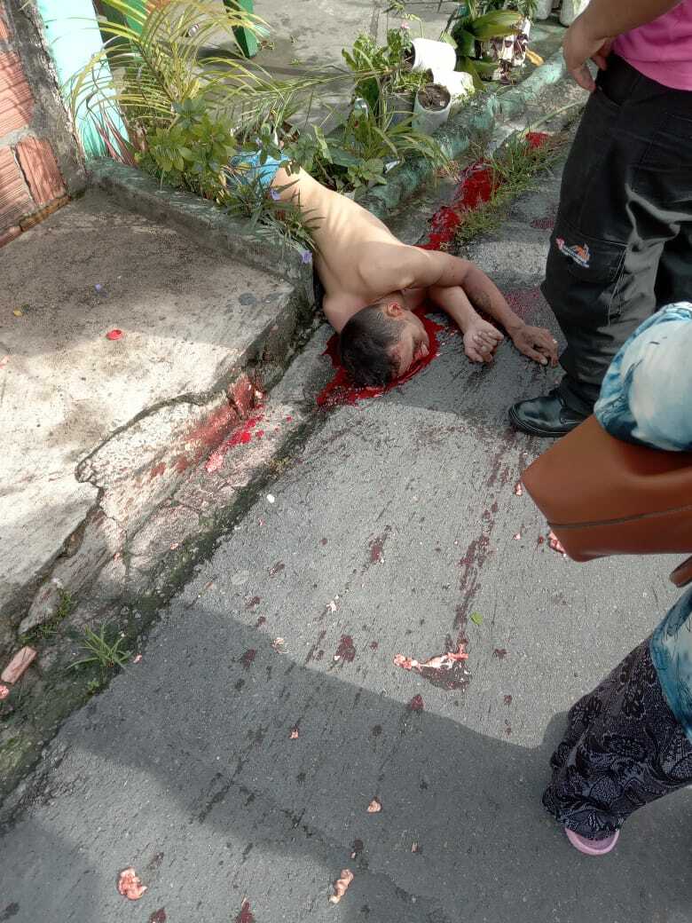 Brazil: biker dies after hitting wall.