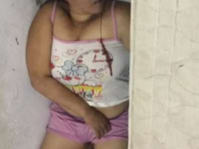 depressive woman commit suicide 