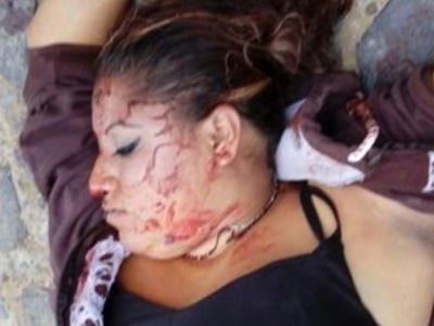 Woman shoot dead in the street 