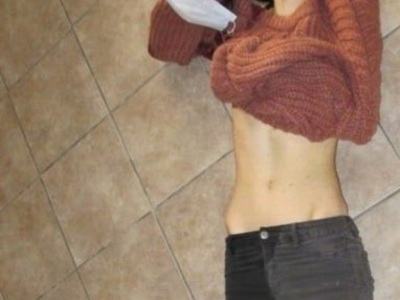 Depressed woman commit suicide by jumping 