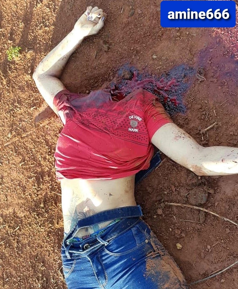 Sexy Mexican girl decapitated by Iron wire fence