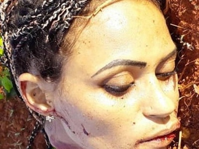 Sexy Mexican girl decapitated by Iron wire fence 