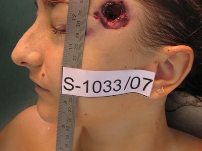 Woman killed by head shoot 