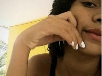 Youg girl killed by stray bullet 