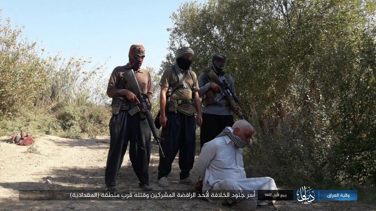 Caliphate soldiers captured and killed a Rafidah