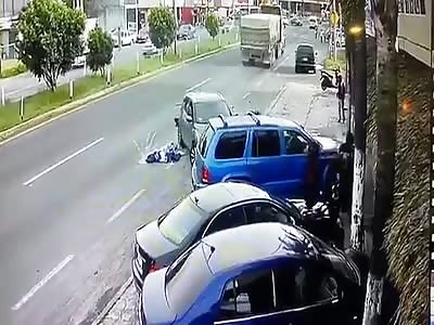 The Crazy Mariachi (Clean Video).