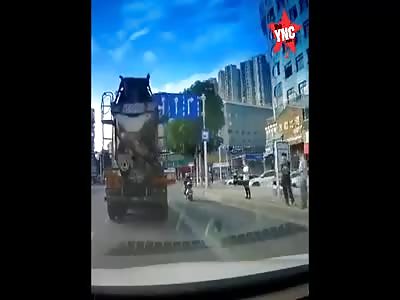 The concrete mixer didn't give him a chance