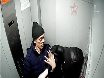 Russia: Robber attacked a girl and took her phone