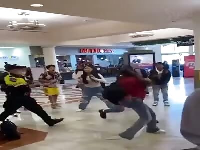 An Asian woman was attacked in a shopping mall in San Francisco