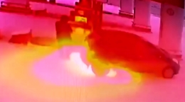 Car explosion and fire at gas station in Yakutsk