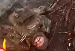 5 UA kia's seen after RU troops capture position