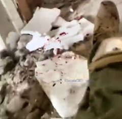 UA soldier gets wounded by Wagner during combat