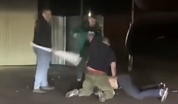 Brutal battle in front of the Russian night club