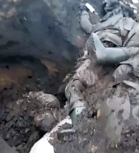 Ukrainian fighters took a Russian trench in Donbas