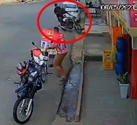 The fatal end of the escape from the police (2 angles)