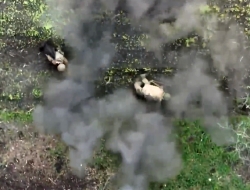 Hits 2 RU soldiers with a drone-dropped munition