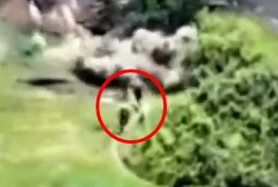 A blast goes off in front of a RU group in Donetsk Province 