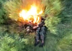 Multiple grenade drops on RU troops in Ukraine 