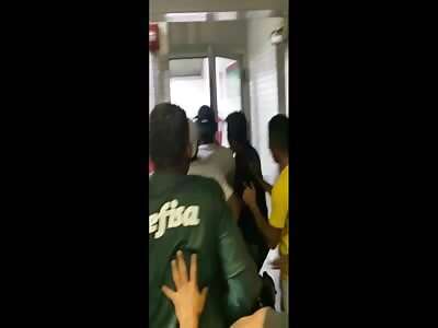 Thief cornered in bathroom