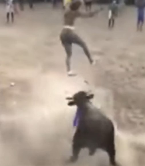 Brutal bullfighting attacks in Colombia