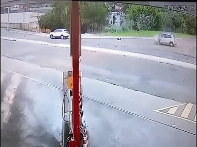 Drunk and unlicensed man kills motorcyclist and signs manslaughter