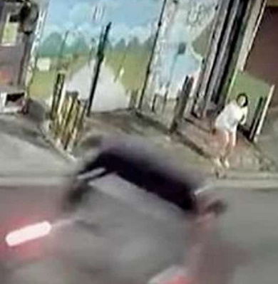 Woman Accelerated Her Vehicle In Panic Run Over 14 Year-Old Girl