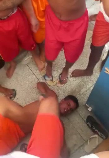 Man Got Beaten By Gangs In Prison For Being a Whistleblower