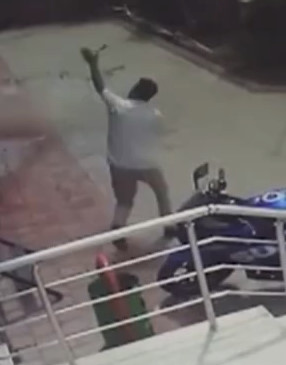 Suicide Girl Rescued, But with Leg Broken