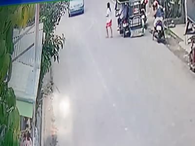 Accident Caught On Cctv 12: Latest News