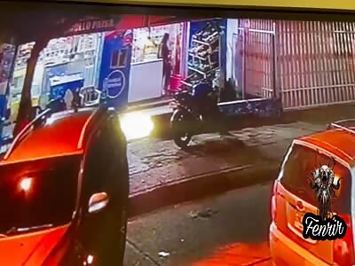 Ambush in a Colombian bar (all angles & aftermath).