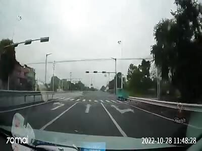 Cutting onto the freeway costs him his life ( accident + aftermath)