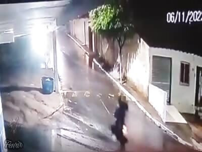 pizza taxi is shot in the head