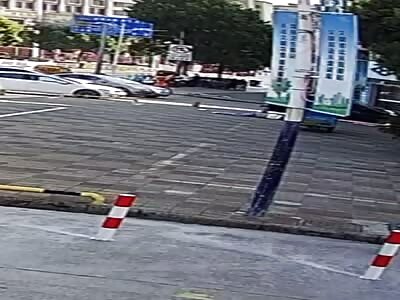 Exact moment of hitting the ground