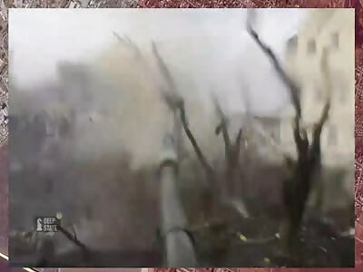 The center of Maryinka, shots of the enemy assault. An enemy tank opens fire.