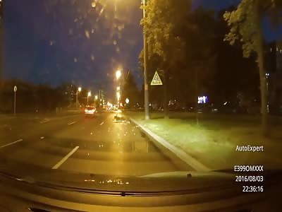 Driver Of Van Has A Bigger Hate For Bikers Than You!