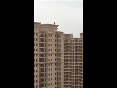 Long Fall to Death: Man Commits Suicide From Tall Building in China