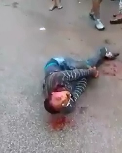 Creepy Video shows a Boy Convulsing in the Street before Death 