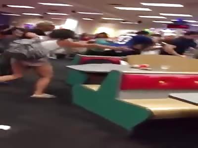 Ridiculous Brawl between Parents at a Chuck E Cheese in Miami Florida