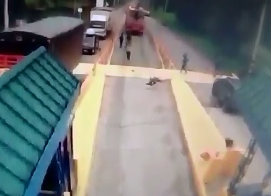 Football Fan's Gruesome Death caught on Camera 